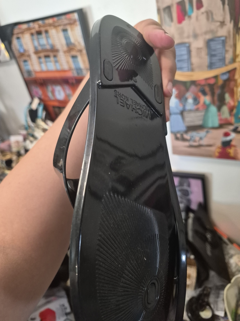 Michael Kors Glossy Black PVC Thong Sandals with Logo Accent Sz11 New - Picture 3 of 4